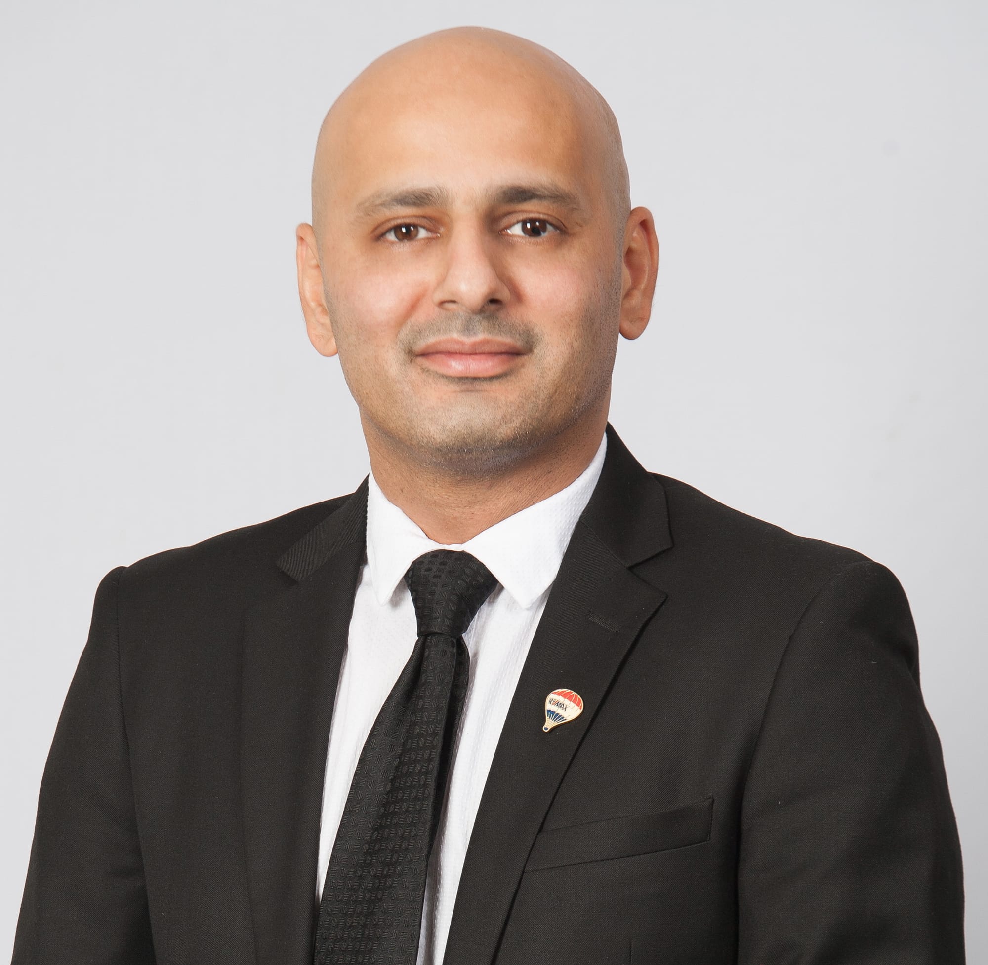 Manoj Kukreja Real Estate Agent